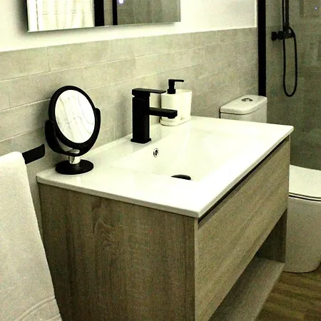 펜션 Casa Vizcaya, Grupos De Hasta 20 Personas En Lanestosa, Ideal Reuniones Y Celebraciones Tranquilas Lanestosa