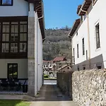 Casa Vizcaya, Grupos De Hasta 20 Personas En Lanestosa, Ideal Reuniones Y Celebraciones Tranquilas * Lanestosa