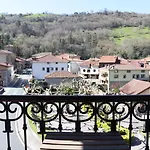 Casa Vizcaya, Grupos De Hasta 20 Personas En Lanestosa, Ideal Reuniones Y Celebraciones Tranquilas * Lanestosa