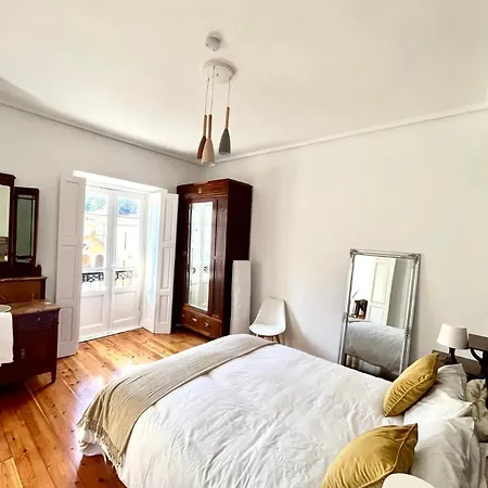 Casa Vizcaya, Grupos De Hasta 20 Personas En Lanestosa, Ideal Reuniones Y Celebraciones Tranquilas *