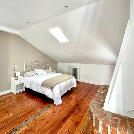 Casa Vizcaya, Grupos De Hasta 20 Personas En Lanestosa, Ideal Reuniones Y Celebraciones Tranquilas * Lanestosa