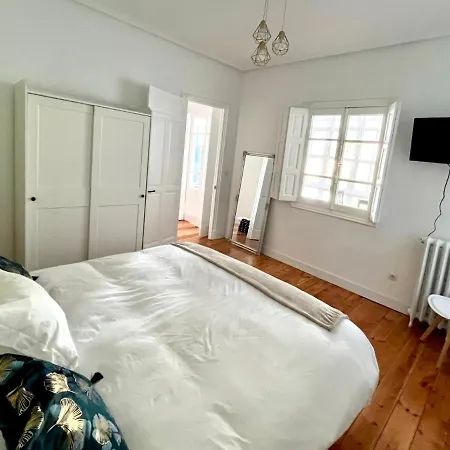 Casa Vizcaya, Grupos De Hasta 20 Personas En Lanestosa, Ideal Reuniones Y Celebraciones Tranquilas Casa de Férias