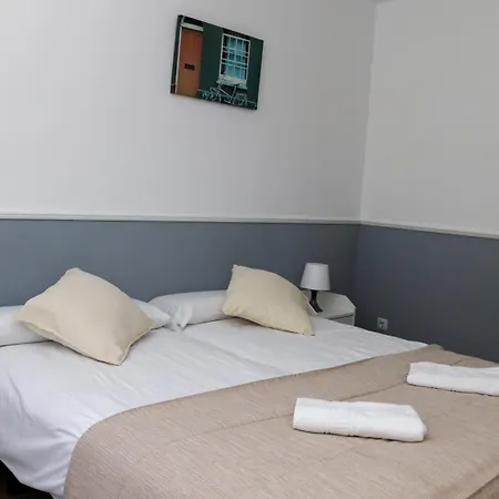 Casa Vizcaya, Grupos De Hasta 20 Personas En Lanestosa, Ideal Reuniones Y Celebraciones Tranquilas Lanestosa