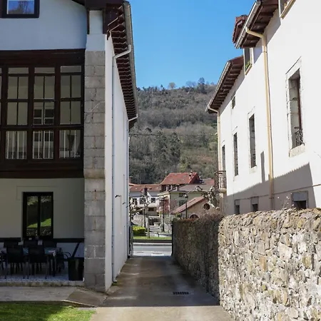 Casa Vizcaya, Grupos De Hasta 20 Personas En Lanestosa, Ideal Reuniones Y Celebraciones Tranquilas * Lanestosa