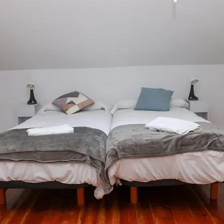 Casa Vizcaya, Grupos De Hasta 20 Personas En Lanestosa, Ideal Reuniones Y Celebraciones Tranquilas