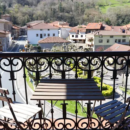 Casa Vizcaya, Grupos De Hasta 20 Personas En Lanestosa, Ideal Reuniones Y Celebraciones Tranquilas * Lanestosa