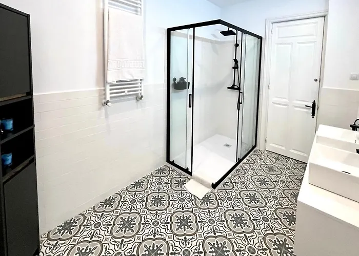 Casa Vizcaya, Grupos De Hasta 20 Personas En Lanestosa, Ideal Reuniones Y Celebraciones Tranquilas