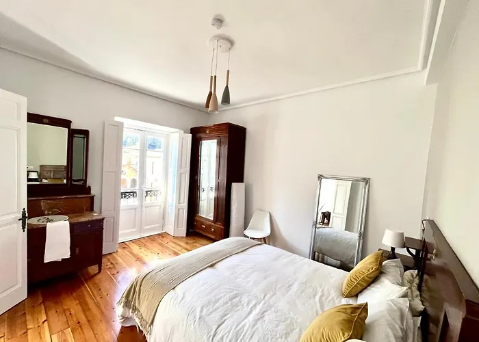 Casa Vizcaya, Grupos De Hasta 20 Personas En Lanestosa, Ideal Reuniones Y Celebraciones Tranquilas *