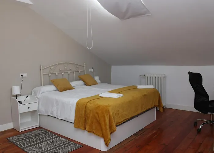 Casa Vizcaya, Grupos De Hasta 20 Personas En Lanestosa, Ideal Reuniones Y Celebraciones Tranquilas * Lanestosa