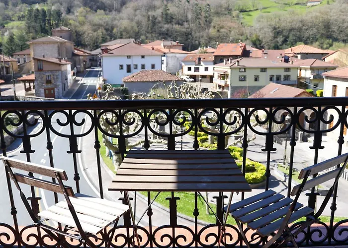 Casa Vizcaya, Grupos De Hasta 20 Personas En Lanestosa, Ideal Reuniones Y Celebraciones Tranquilas * Lanestosa